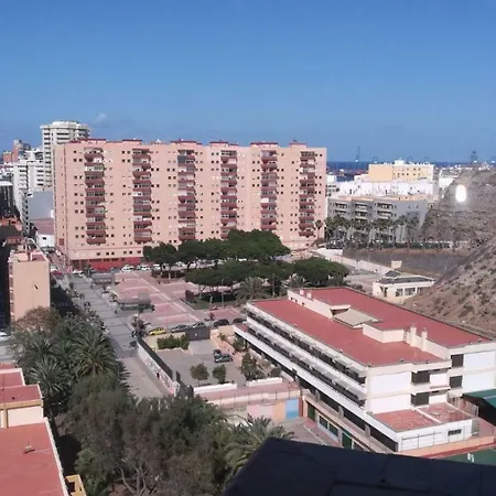 79 Avenida Jose Mesa Y Lopez Holiday home *